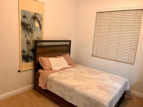 Fort Lauderdale Oasis private rooms in shared house